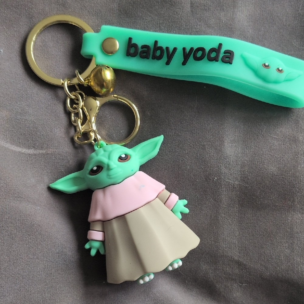 Star Wars Baby Yoda (Girl) Key Holder - Green and Pink